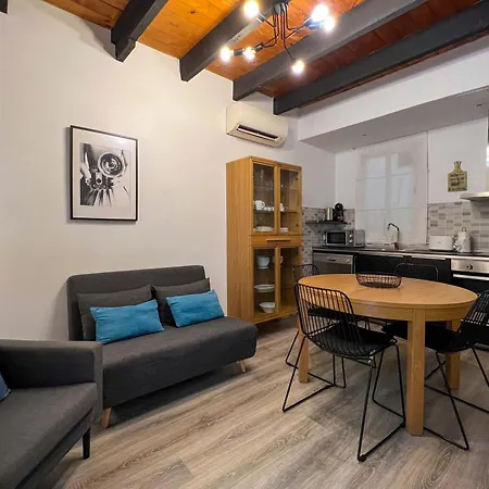Stay U-Nique Apartments Tordera-2
